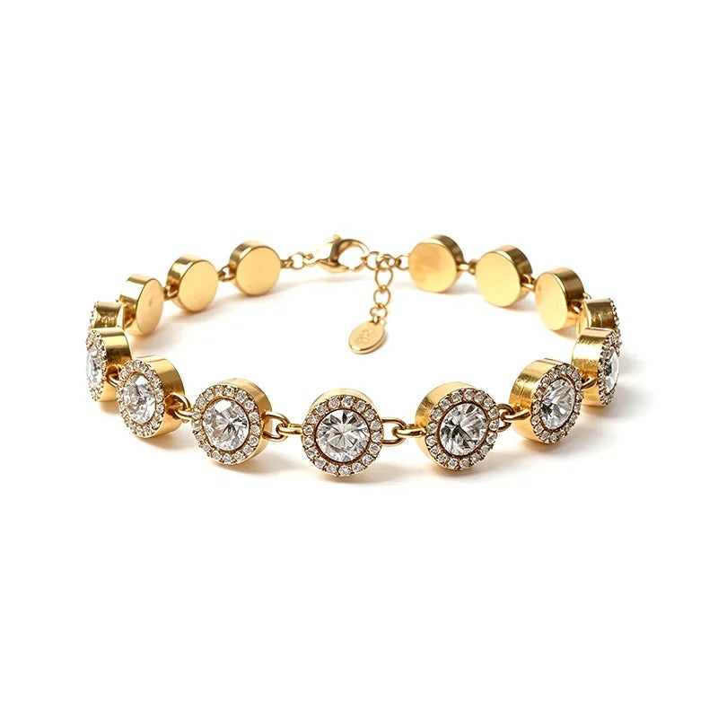 Tennis bracelet detail from above